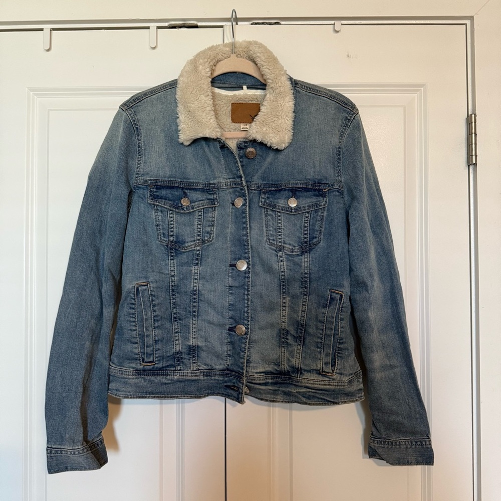 AEO Denim Jacket with Faux Fur Lined Body